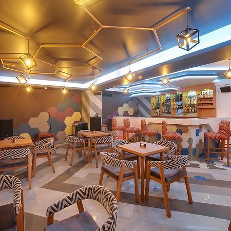 Cygnett Inn Repose Guwahati Bagian luar foto