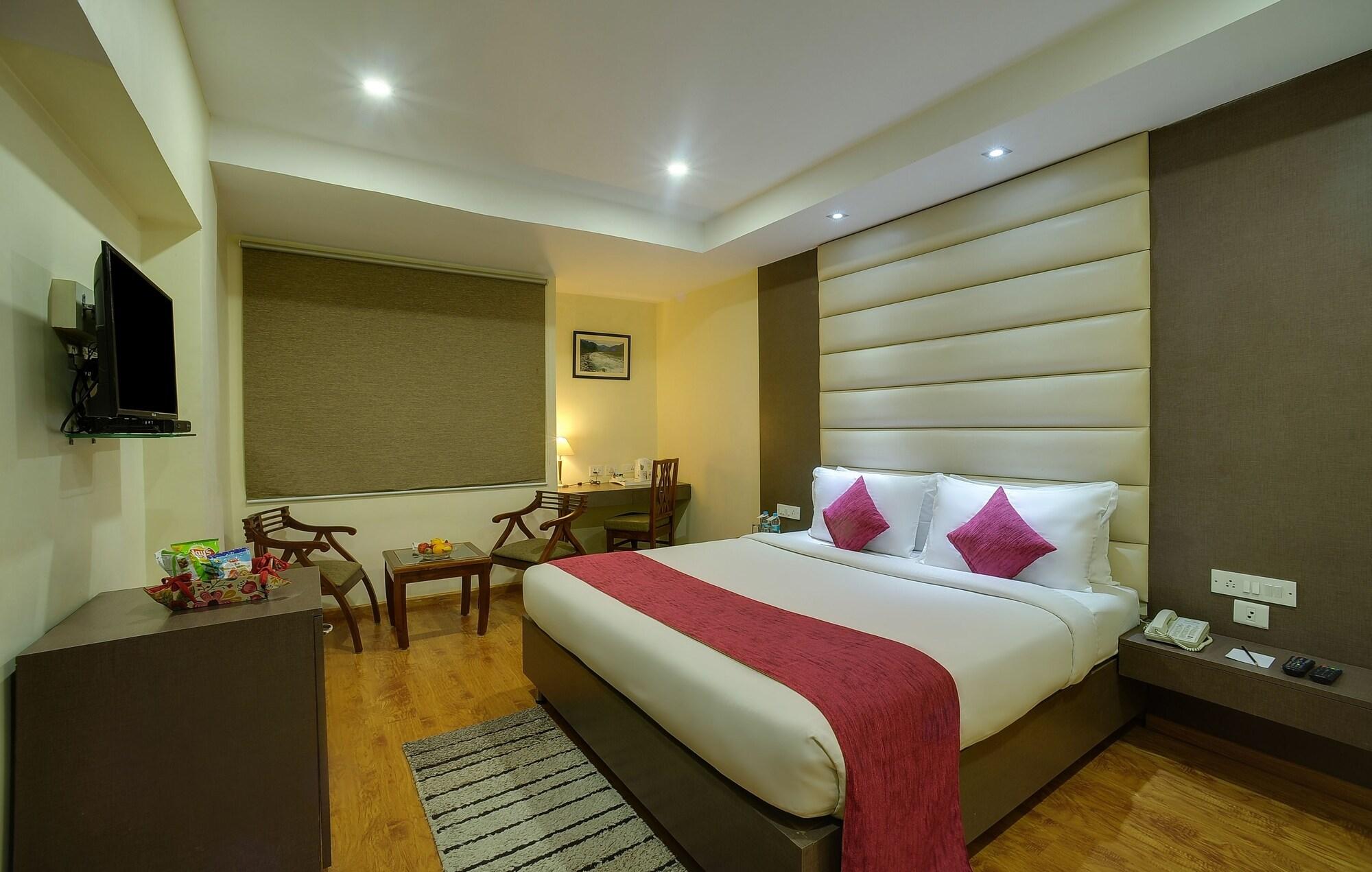Cygnett Inn Repose Guwahati Bagian luar foto