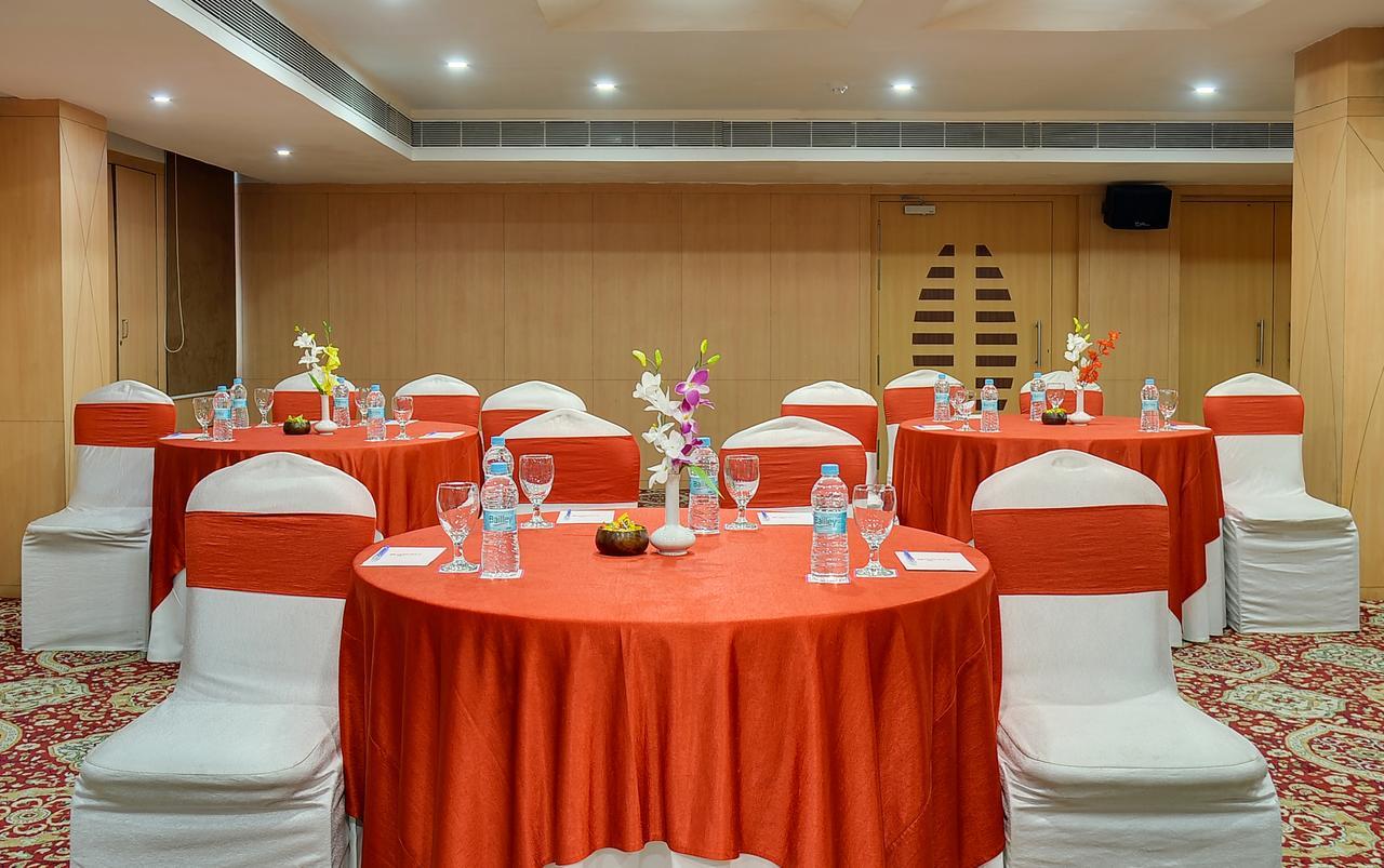 Cygnett Inn Repose Guwahati Bagian luar foto