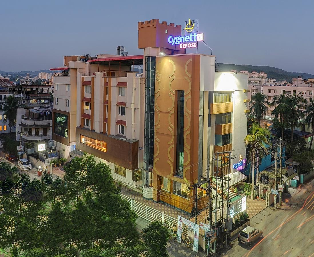 Cygnett Inn Repose Guwahati Bagian luar foto