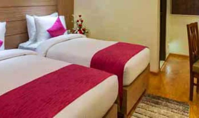 Cygnett Inn Repose Guwahati Bagian luar foto